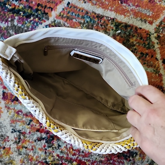 MMS graphic design vegan leather handbag - Picture 11 of 16